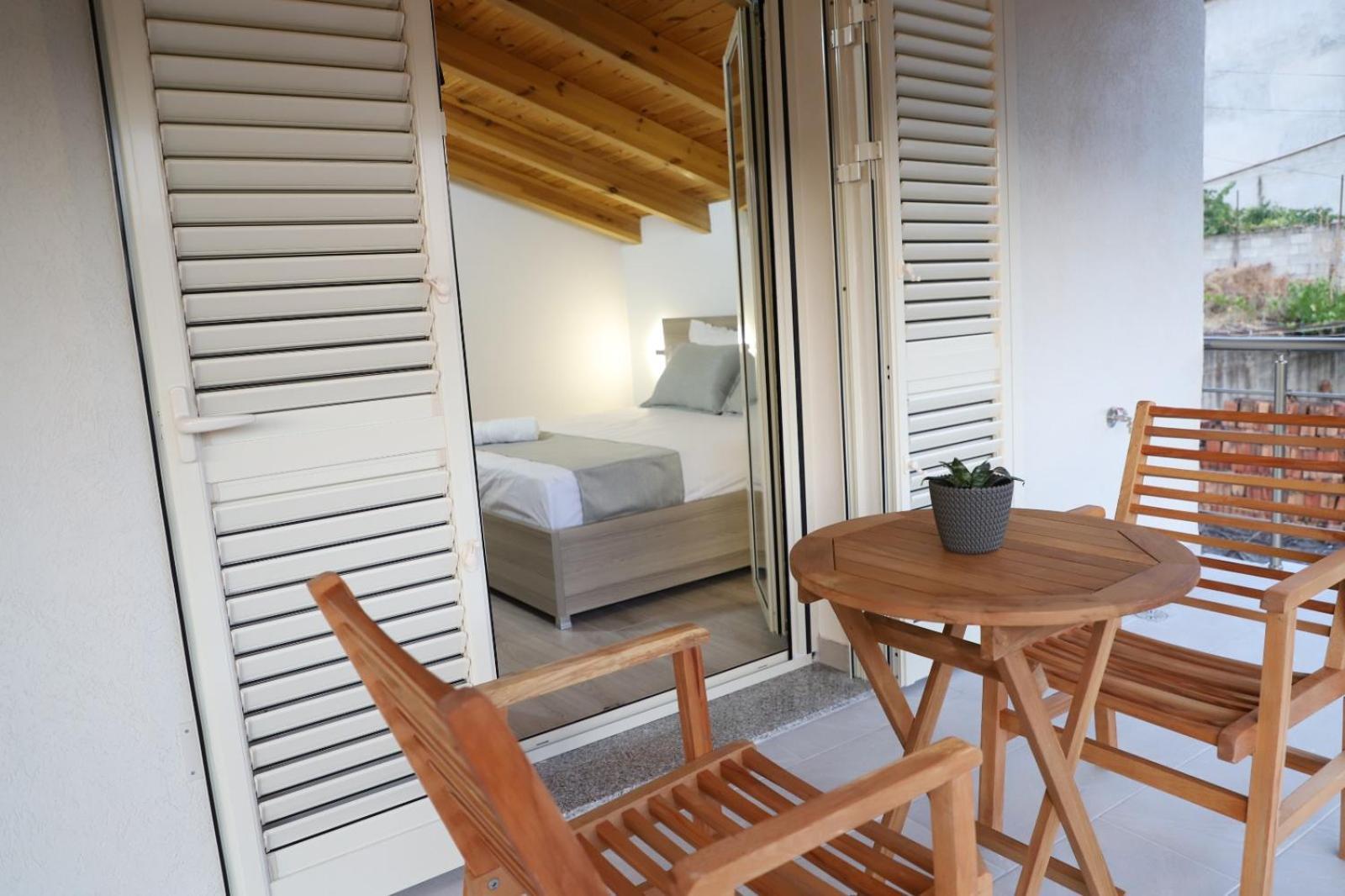 Guesthouse Kazazi Berat Exterior foto